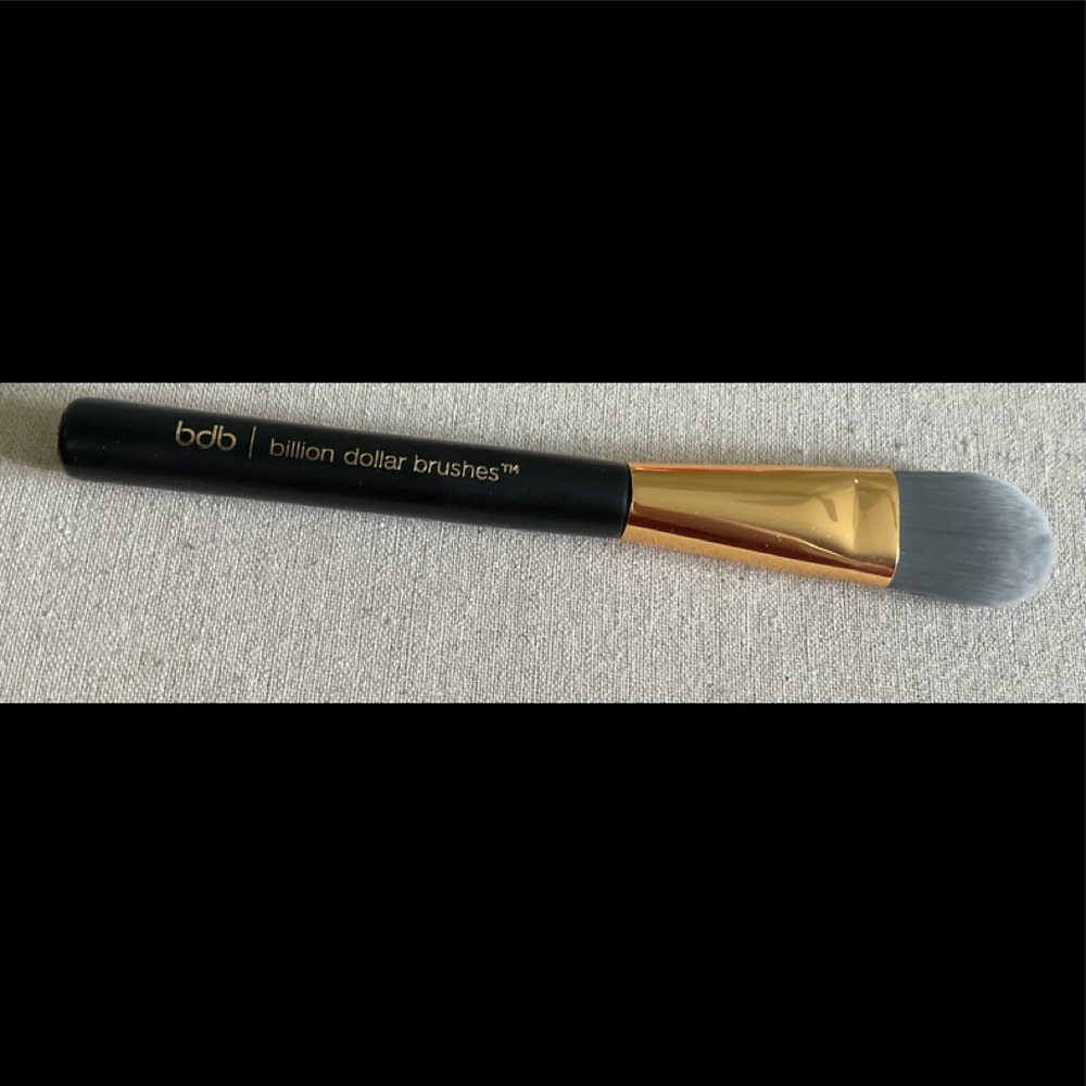 bdb Foundation Brush